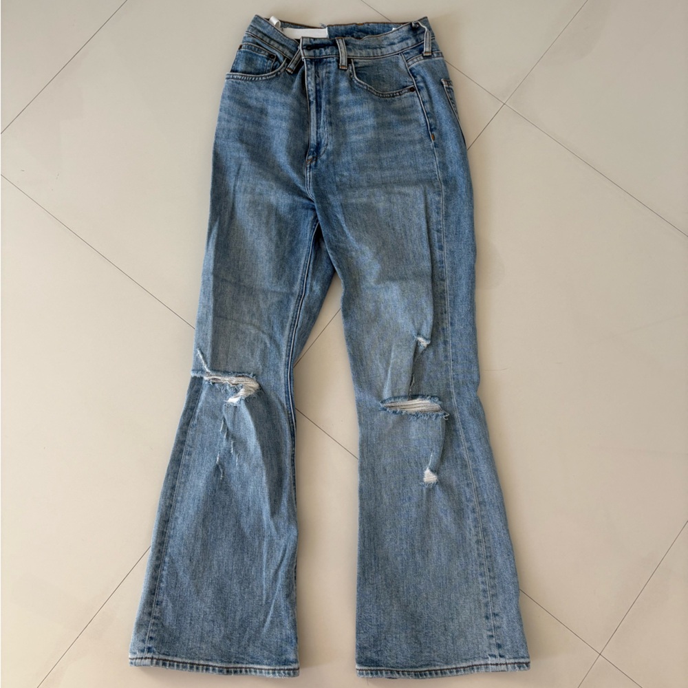 Aritzia Denim Forum Blue Flare Jeans, size 26 length 28, LIGHTLY WORN